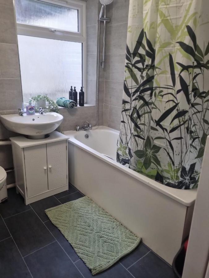 2 Bed Flat In Lambeth Apartment Londra Exterior foto