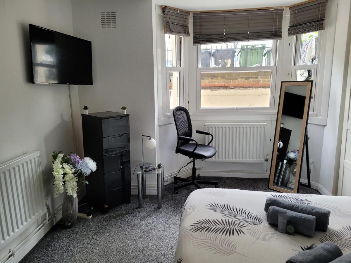2 Bed Flat In Lambeth Apartment Londra Exterior foto